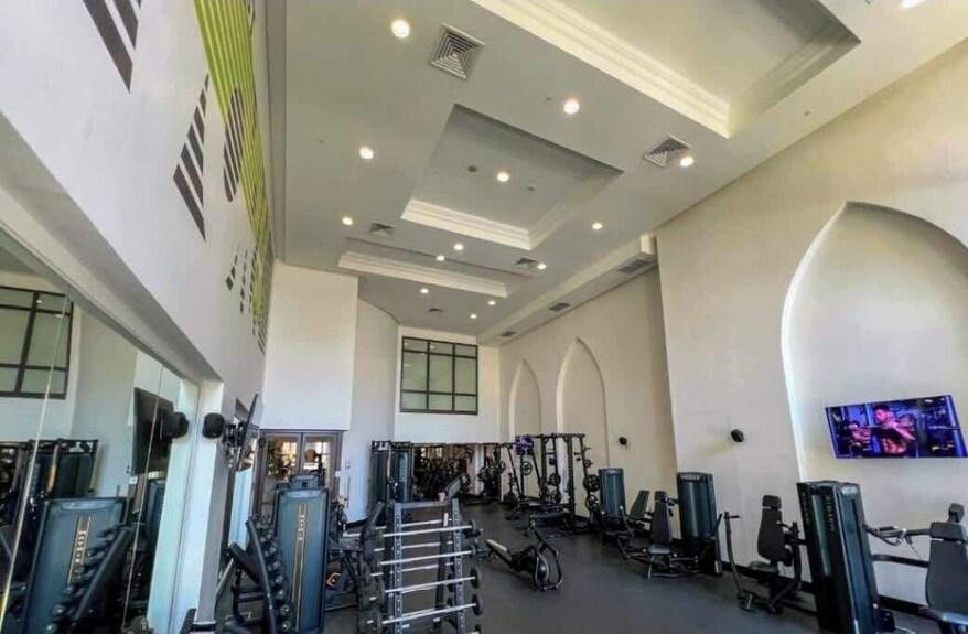 Al Bahar Residences: Gym