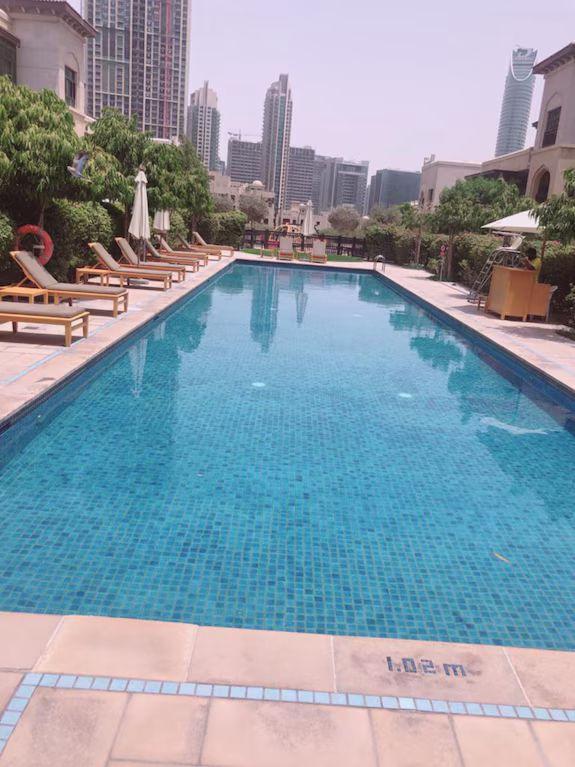 Al Bahar Residences: Pool