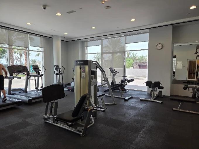 Al Bateen Residences: Gym