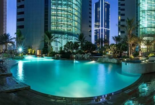Al Fattan Marine Towers: Pool