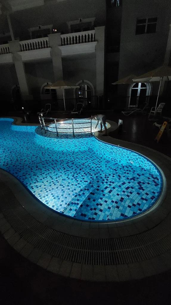 Autumn Cluster: Pool