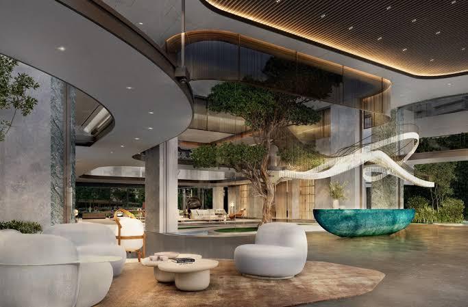 Central Park at City Walk: Lobby