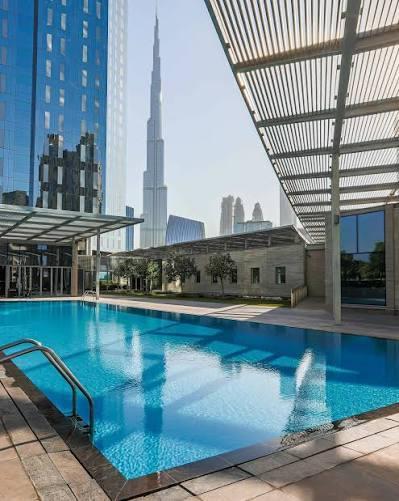 Central Park Tower: Pool