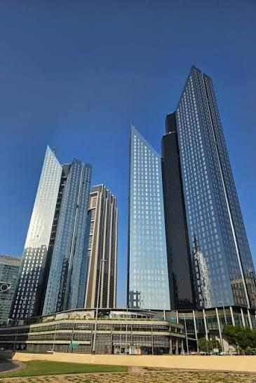 Central Park Tower