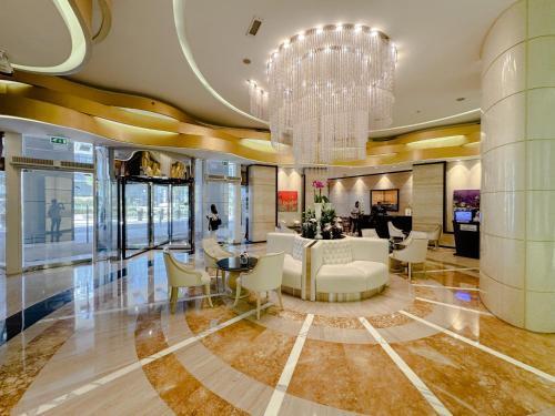 Damac Maison Cour Jardin: Lobby