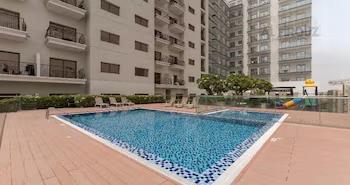 G24: Pool