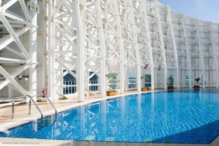 Jumeirah Bay Towers: Pool