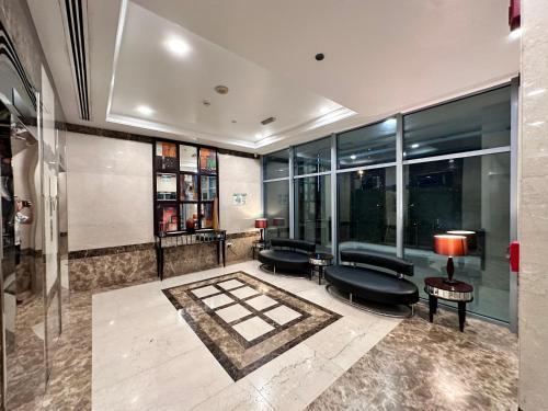 Marina Residence: Lobby