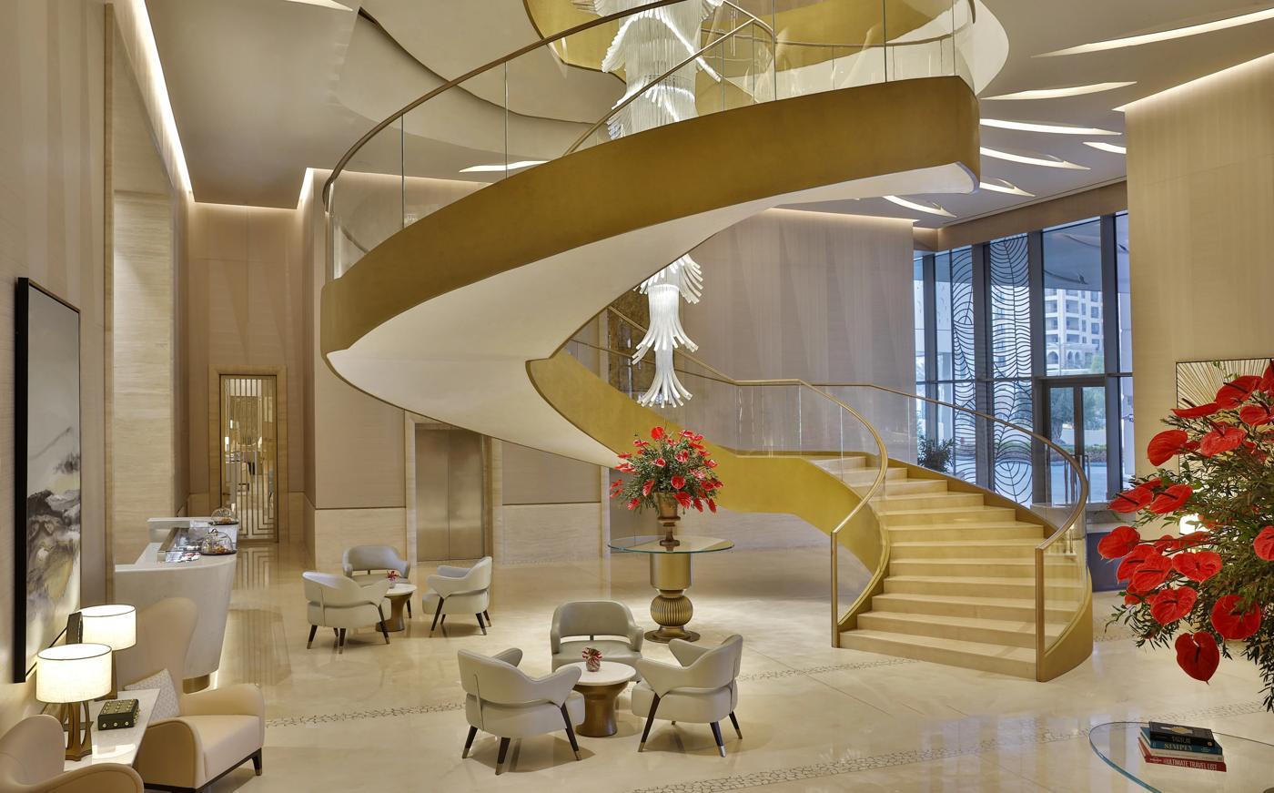 Palm Views: Lobby