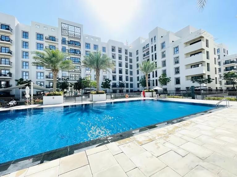 Safi: Pool