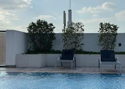 SBO Tower: Pool