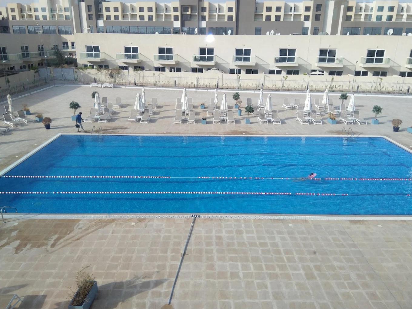 Warsan Village: Pool