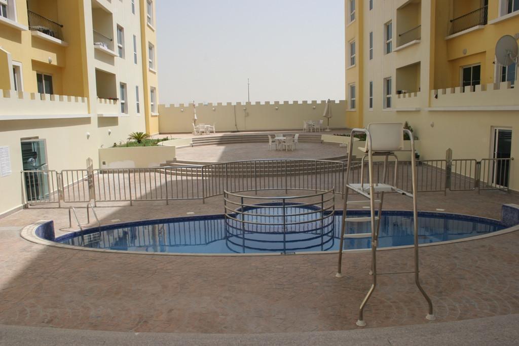 Al Jawzaa: Pool