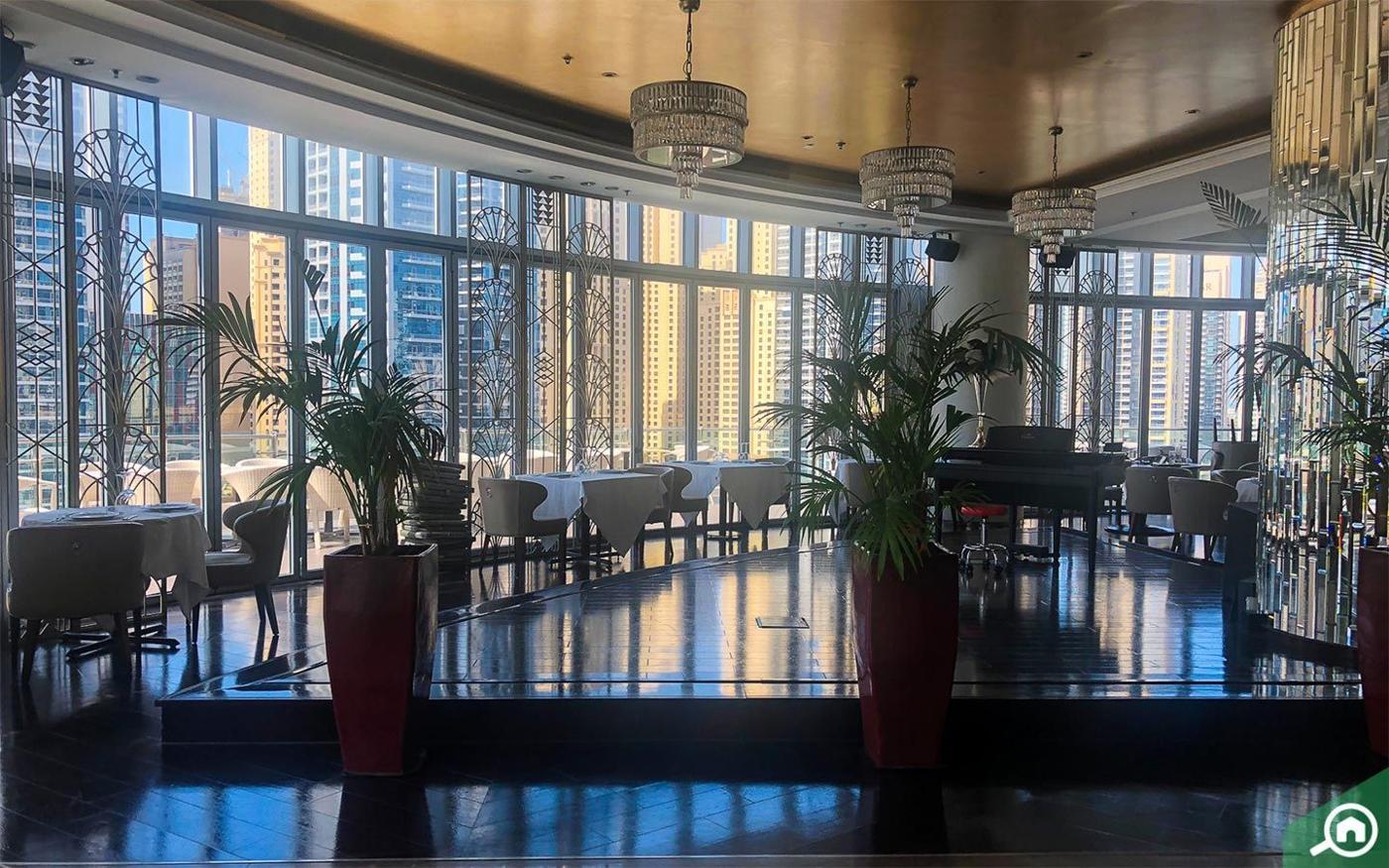 Al Sahab: Lobby
