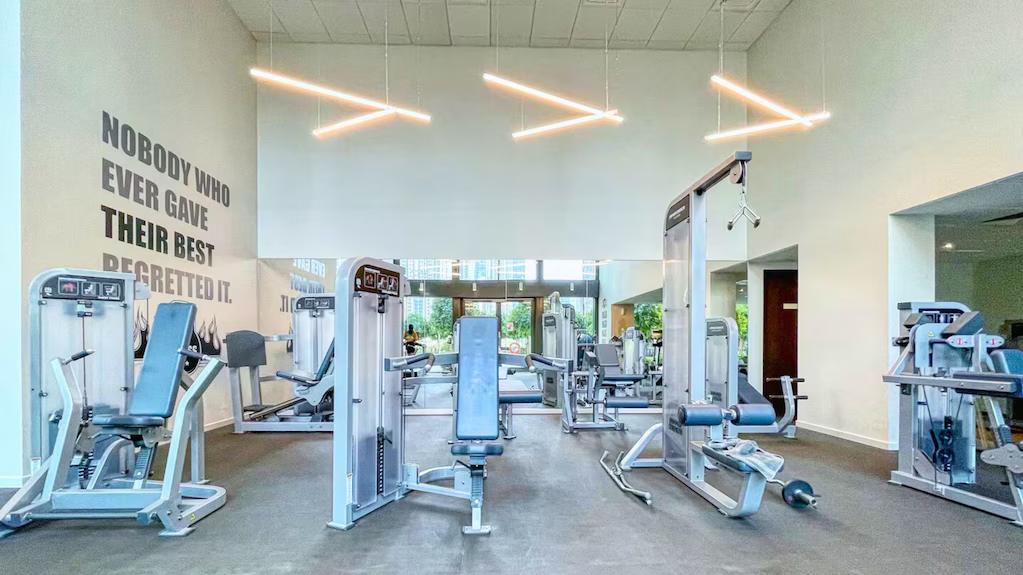 BLVD Heights: Gym