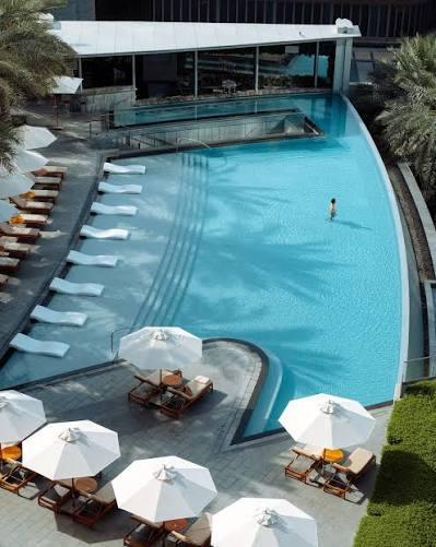 Boulevard Plaza: Pool
