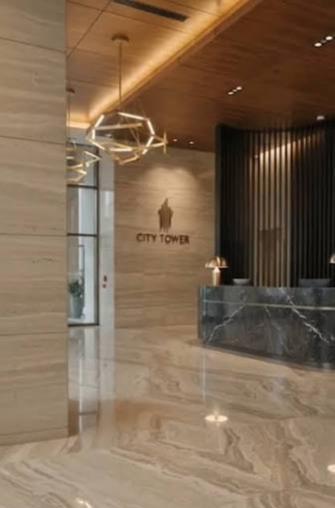 City Tower: Lobby