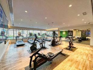 Elite Downtown: Gym