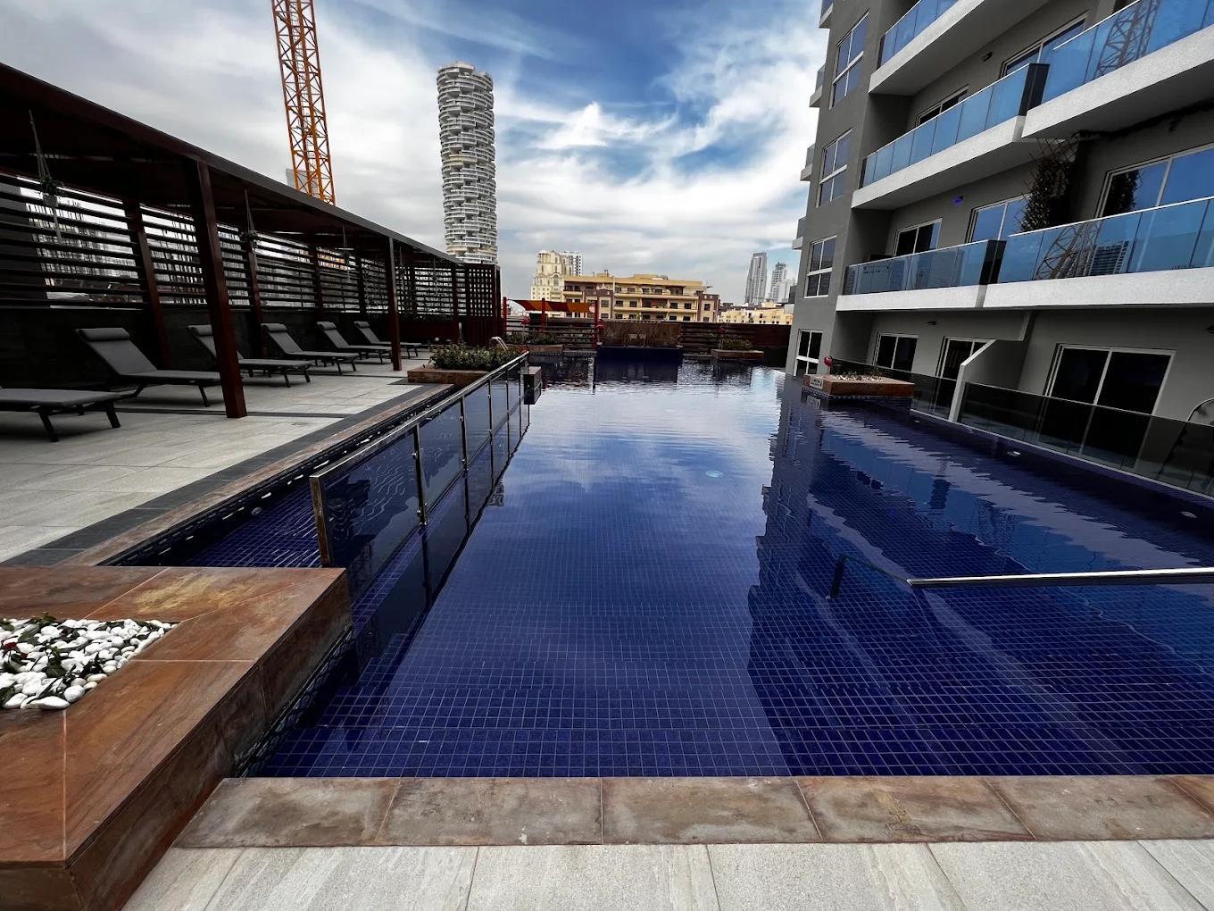 Dar Al Jawhara: Pool