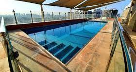 Arena Apartments: Pool