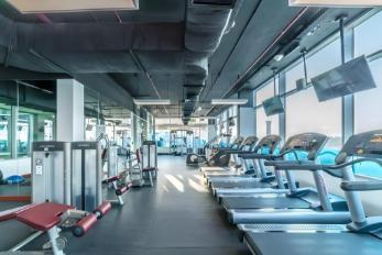 Azure Residence: Gym