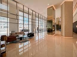 Bellevue Towers: Lobby