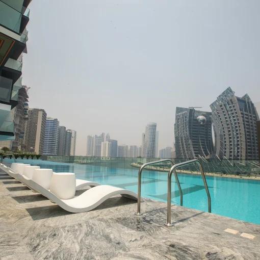 Binghatti Creek: Pool