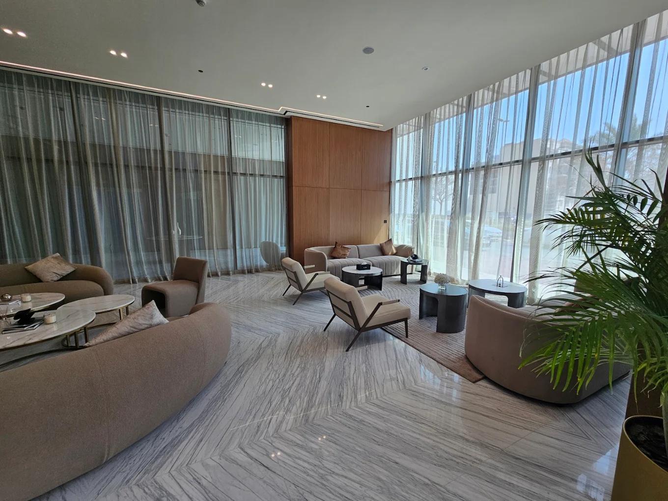 Binghatti House: Lobby