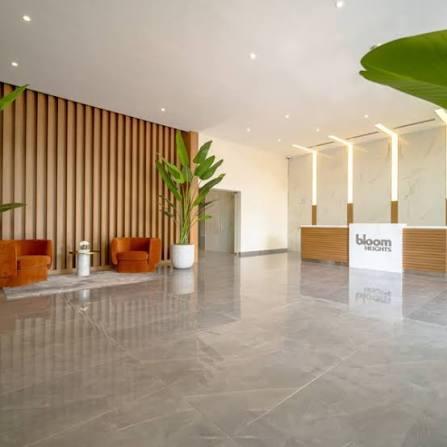 Bloom Towers: Lobby