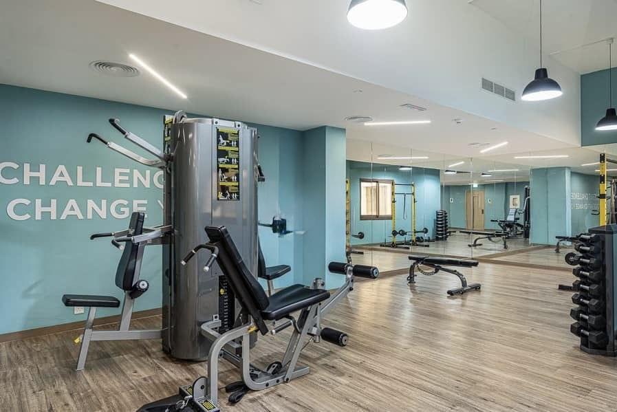 Blue Reef Building: Gym
