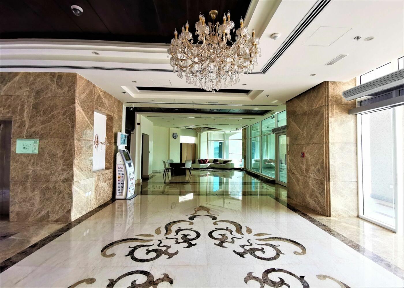 Burj View Residence: Lobby