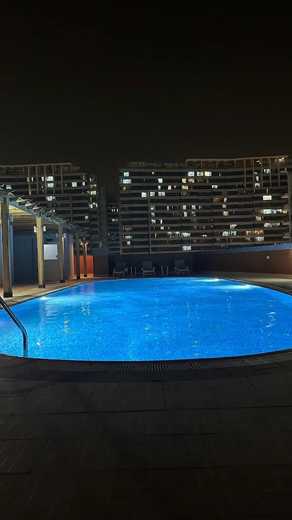 Desert Sun Tower: Pool