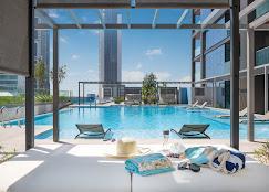 DT1: Pool