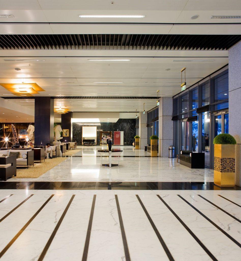 Dusit Emirates Saray: Lobby