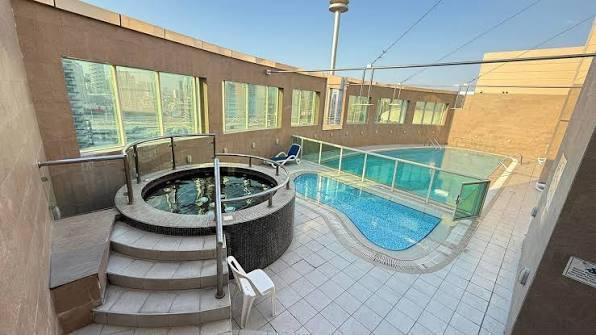 Elite II Sports Residence: Sauna & steam