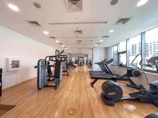 Escan Marina Tower: Gym