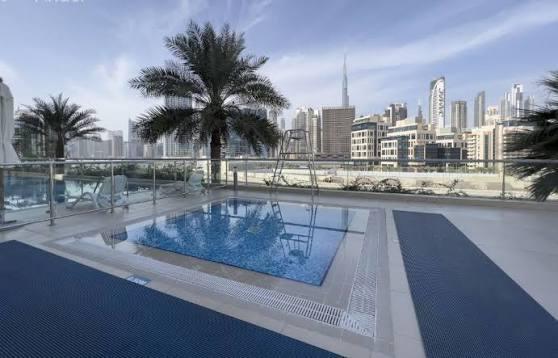 Fairview Residency: Pool