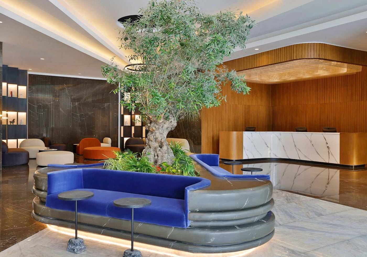 Green Park: Lobby