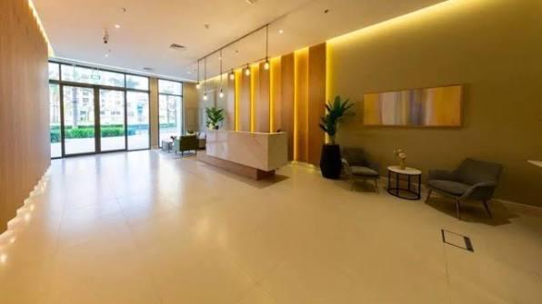 Hayat Boulevard: Lobby