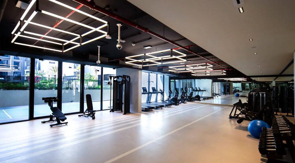 H Three By Aurora: Gym
