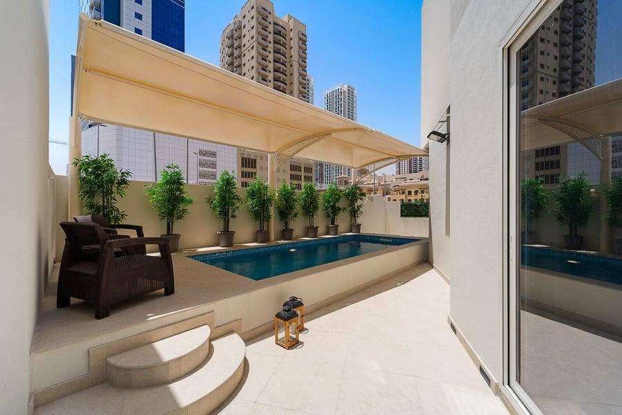 Living Garden: Pool