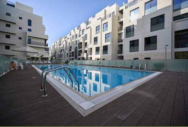 Mirdif Hills- Janayen Avenue: Pool