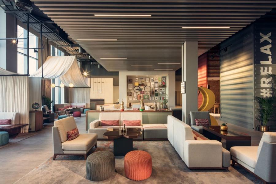 Rove City Walk: Lobby