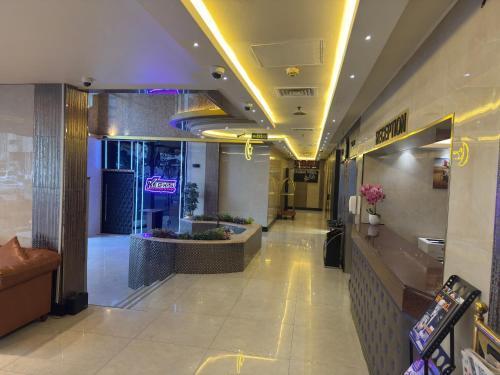 Sondos Orchid: Lobby