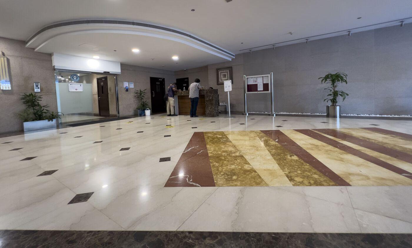 Sulafa Tower: Lobby