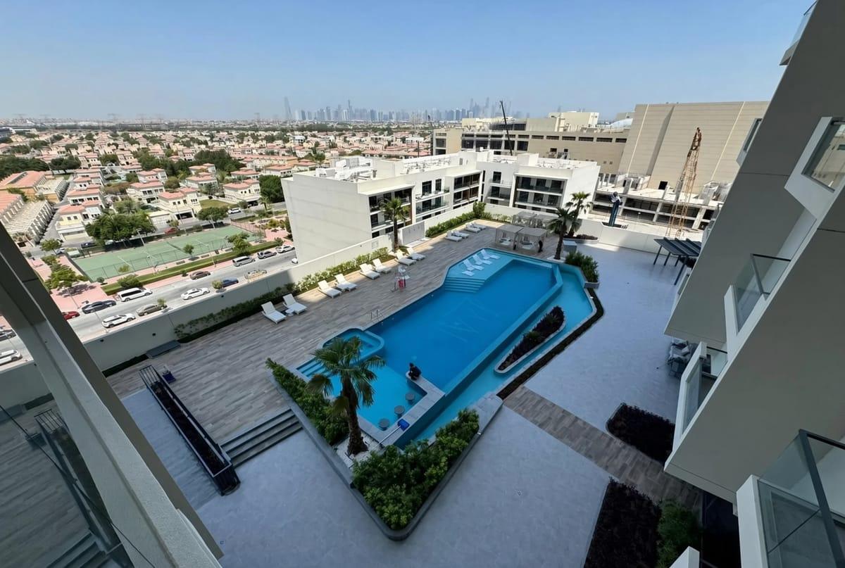 The Ivy: Pool