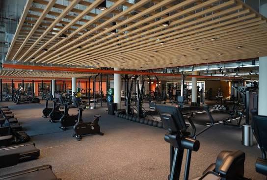 Yes Business Tower: Gym