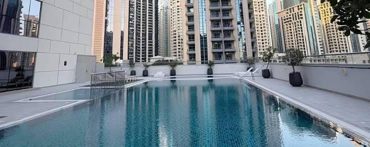 Bahwan Tower: Pool