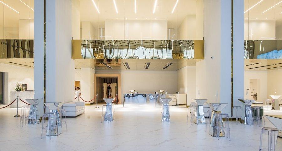 Horizon Tower: Lobby