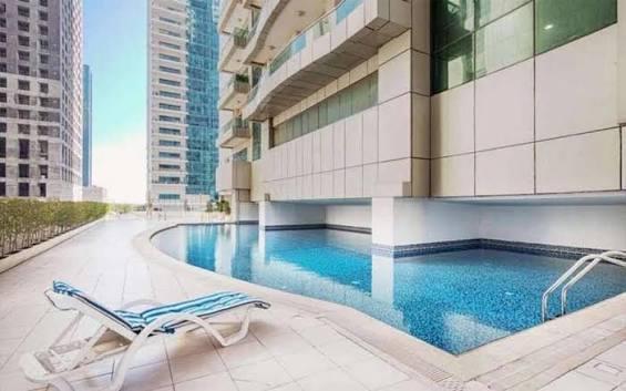 Marina Pinnacle: Pool